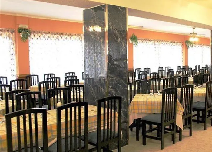 Costa Mediterraneo - Only Adults 16 ホテル